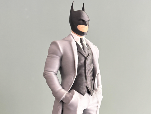 The Gentleman Bat – Elite Gotham Edition (19.5 CM)