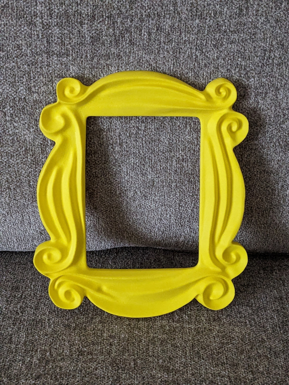 Friends Peephole Frame