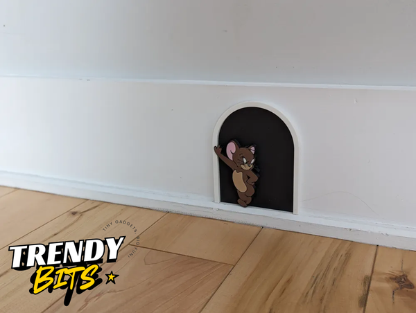 Tom and Jerry Decorative Wall Hole