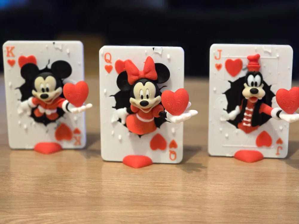Minnie “Queen of Hearts” Card Figure
