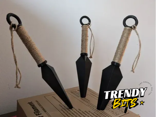 Anime Style Kunai & Shuriken