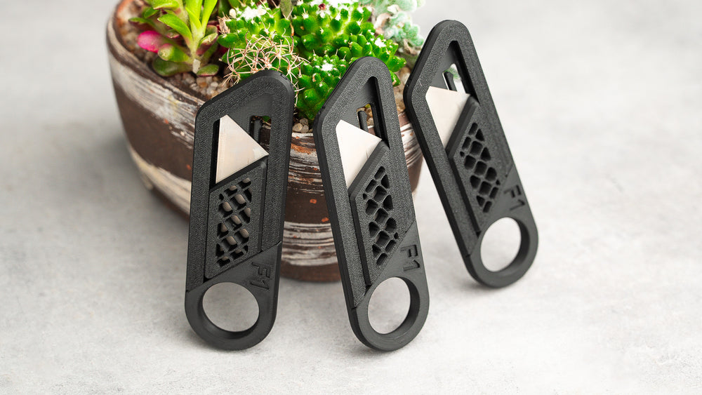 F1 Utility Knife