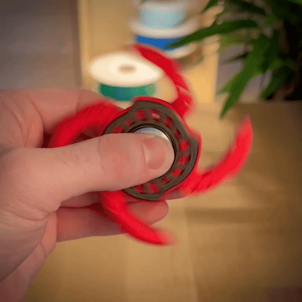 Armored Folding Blade Spinner