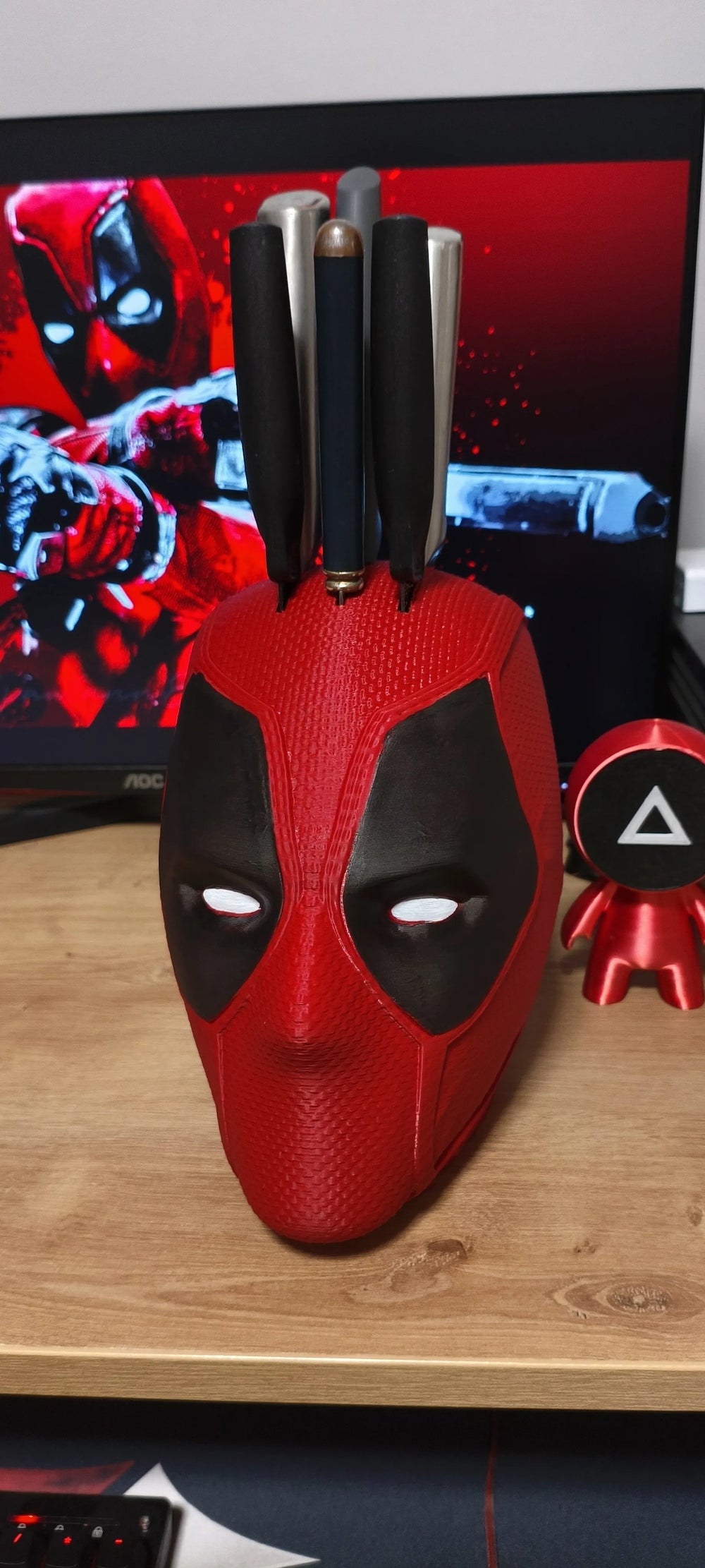 Deadpool Knife Holder