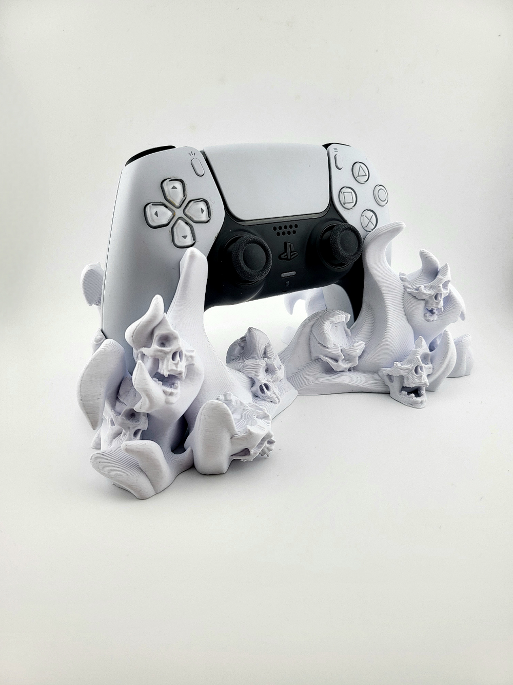 Skulls Graveyard PS5 Controller Stand