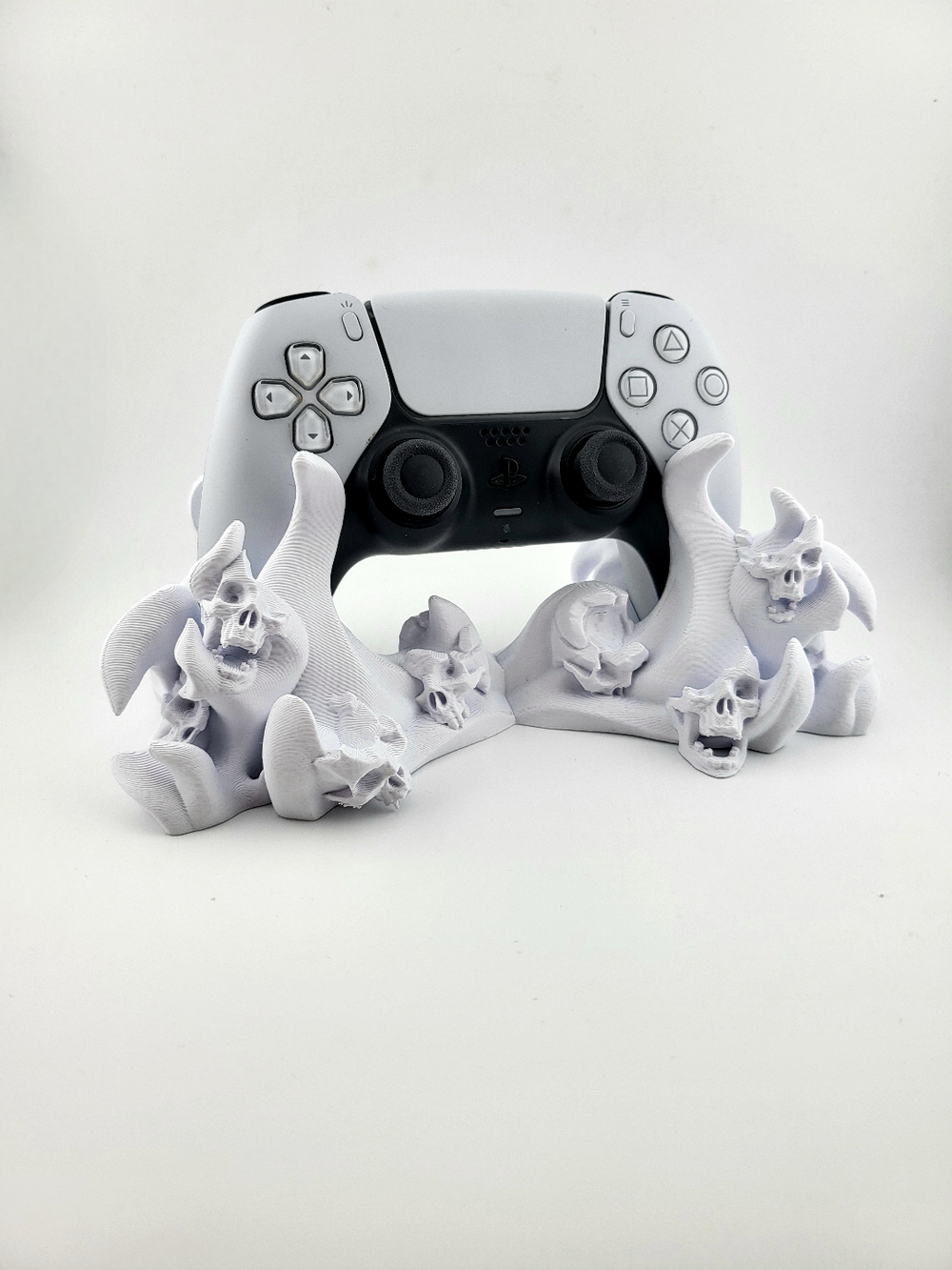 Skulls Graveyard PS5 Controller Stand