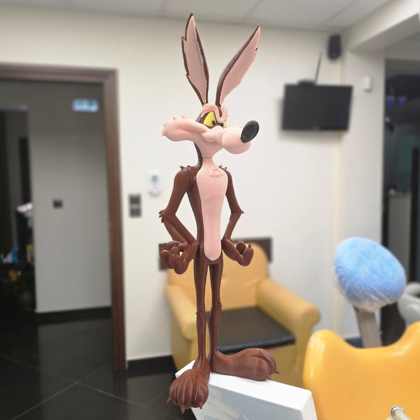 Wile E. Coyote Display Figure