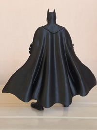Classic Dark Knight – Batman Hero Figure (19 Cm)