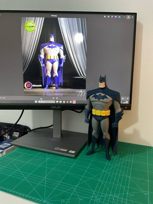 Retro Dark Knight – 90s Animated Batman (30cm)