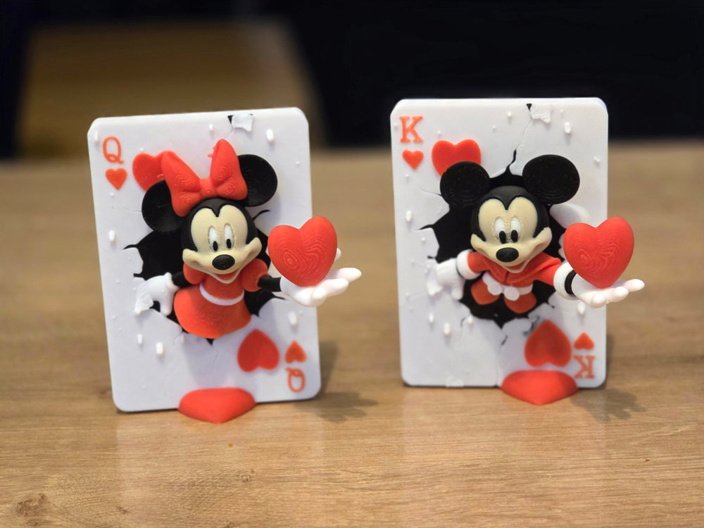 Minnie “Queen of Hearts” Card Figure