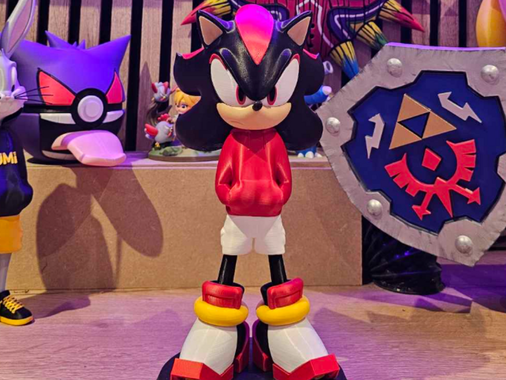 Shadow The Hedgehog Casual Figure