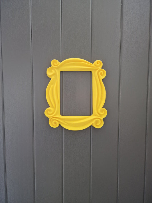 Friends Peephole Frame
