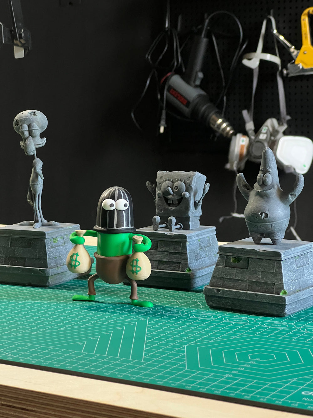 Plankton Money Heist Figure