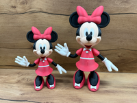 Minnie Mouse Figure – Classic Dress Edition