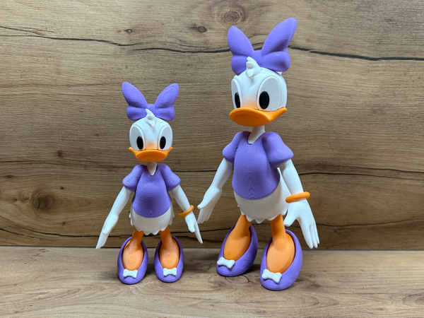 Classic Daisy Duck Figurine