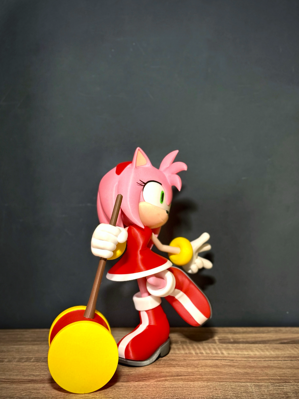 Amy Rose Figure