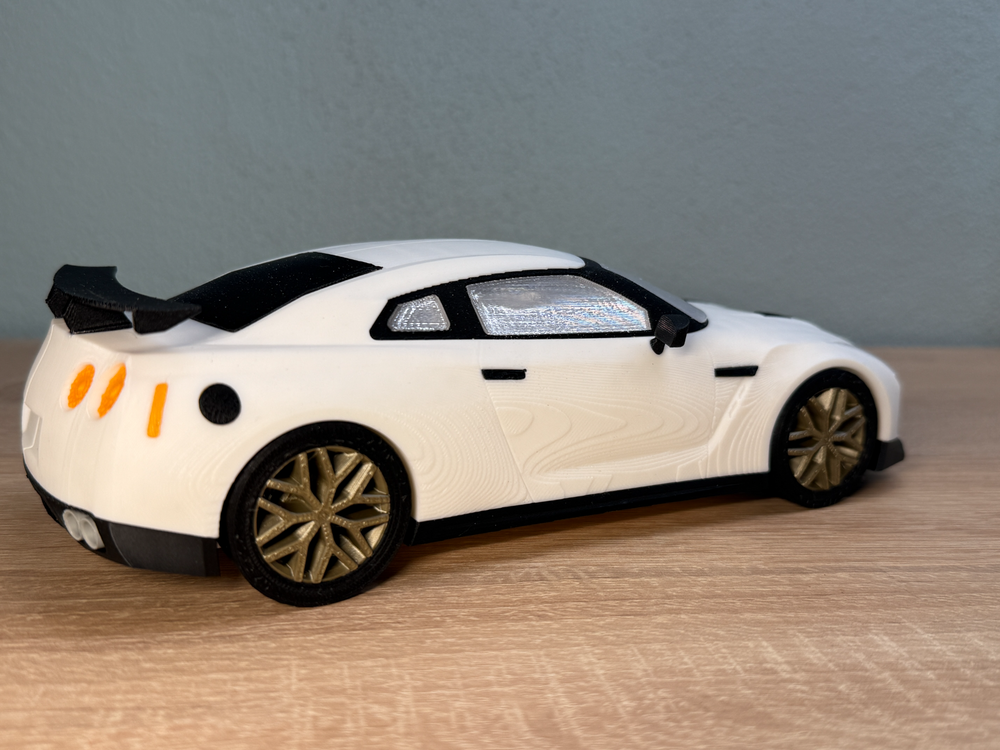 Nissan GTR NISMO Figure