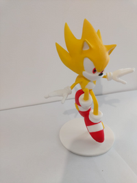 Round Base Yellow Super Sonic Figure