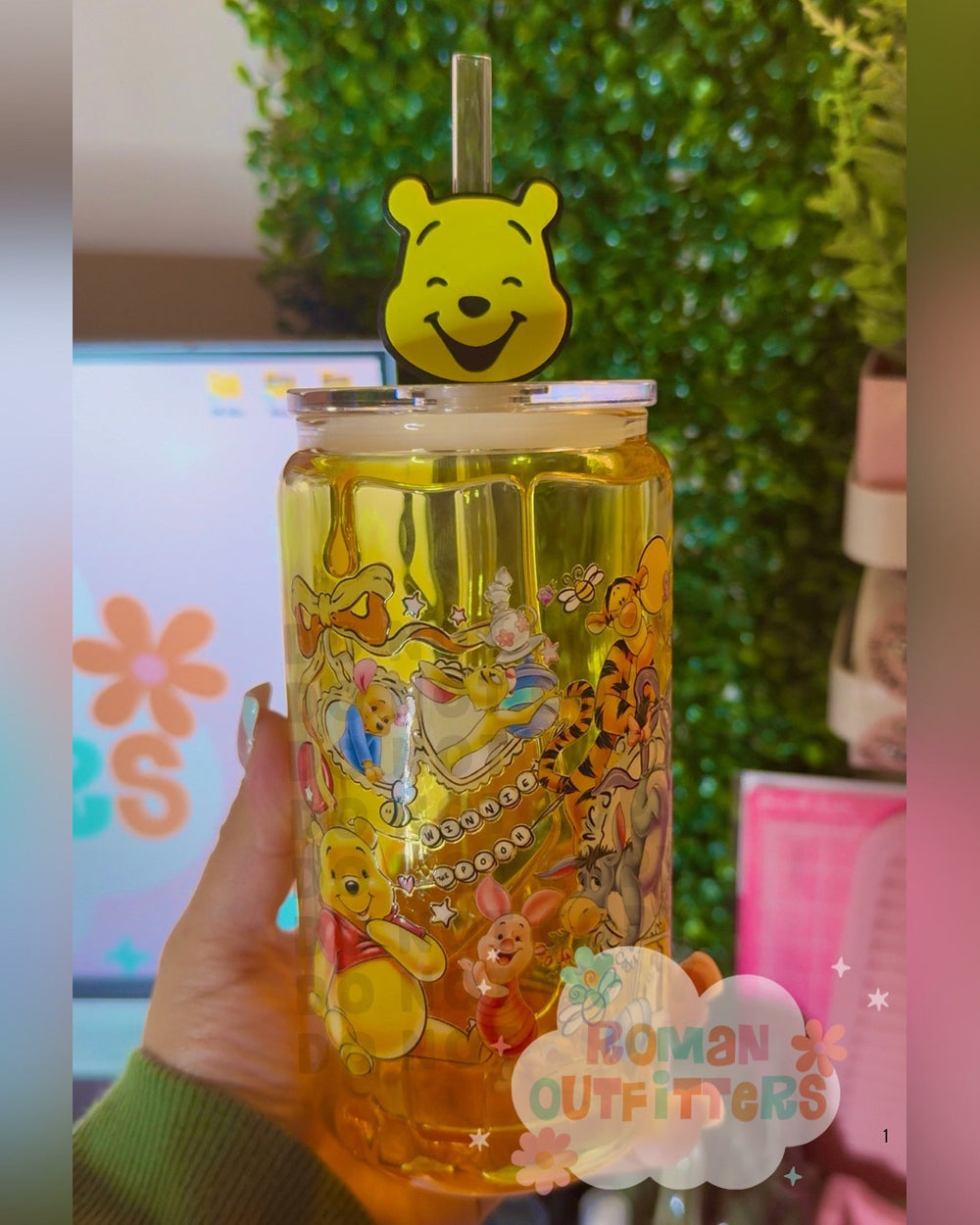 Winnie the Pooh Straw Buddy