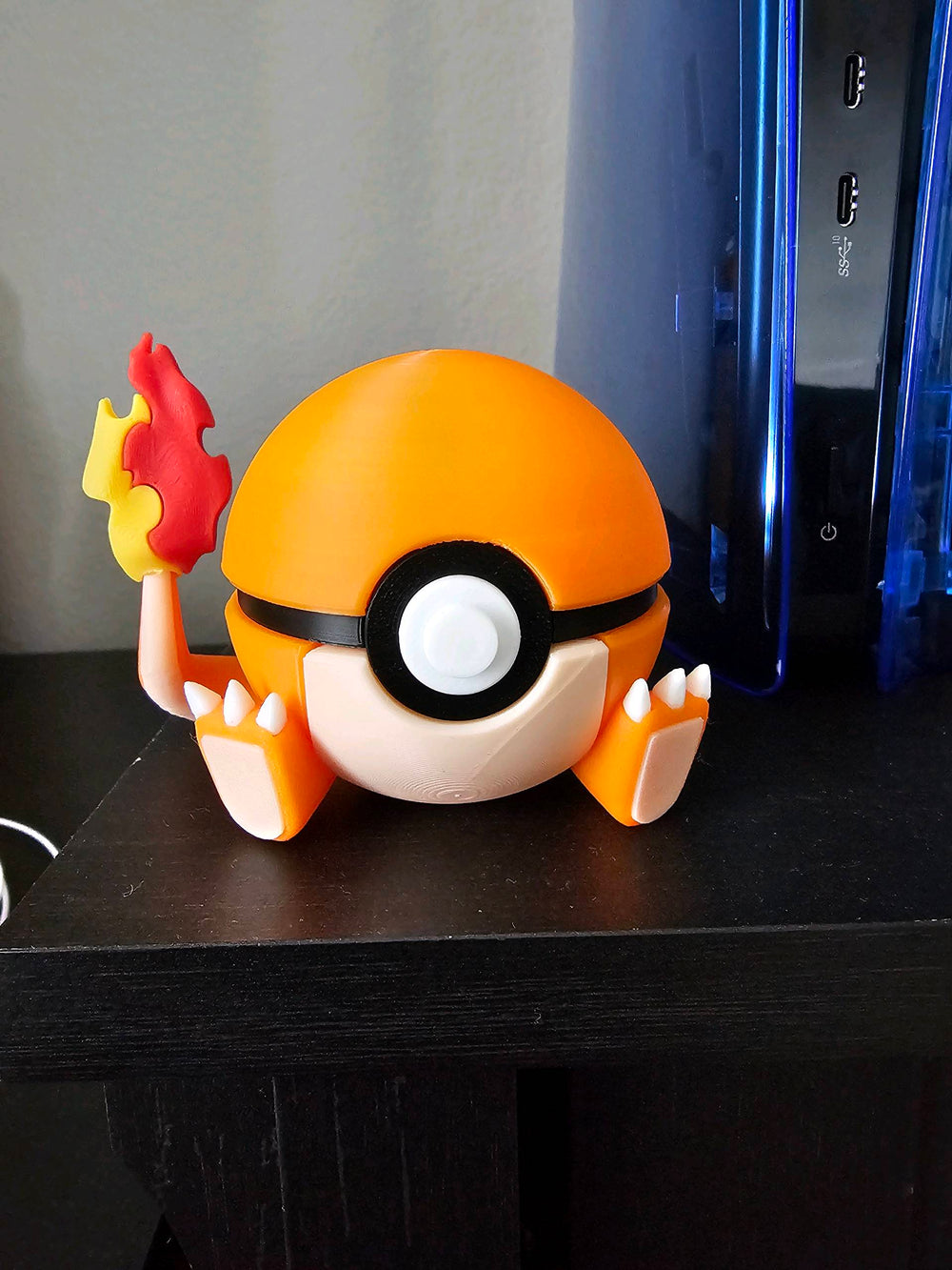 Charmander Pokeball Figure