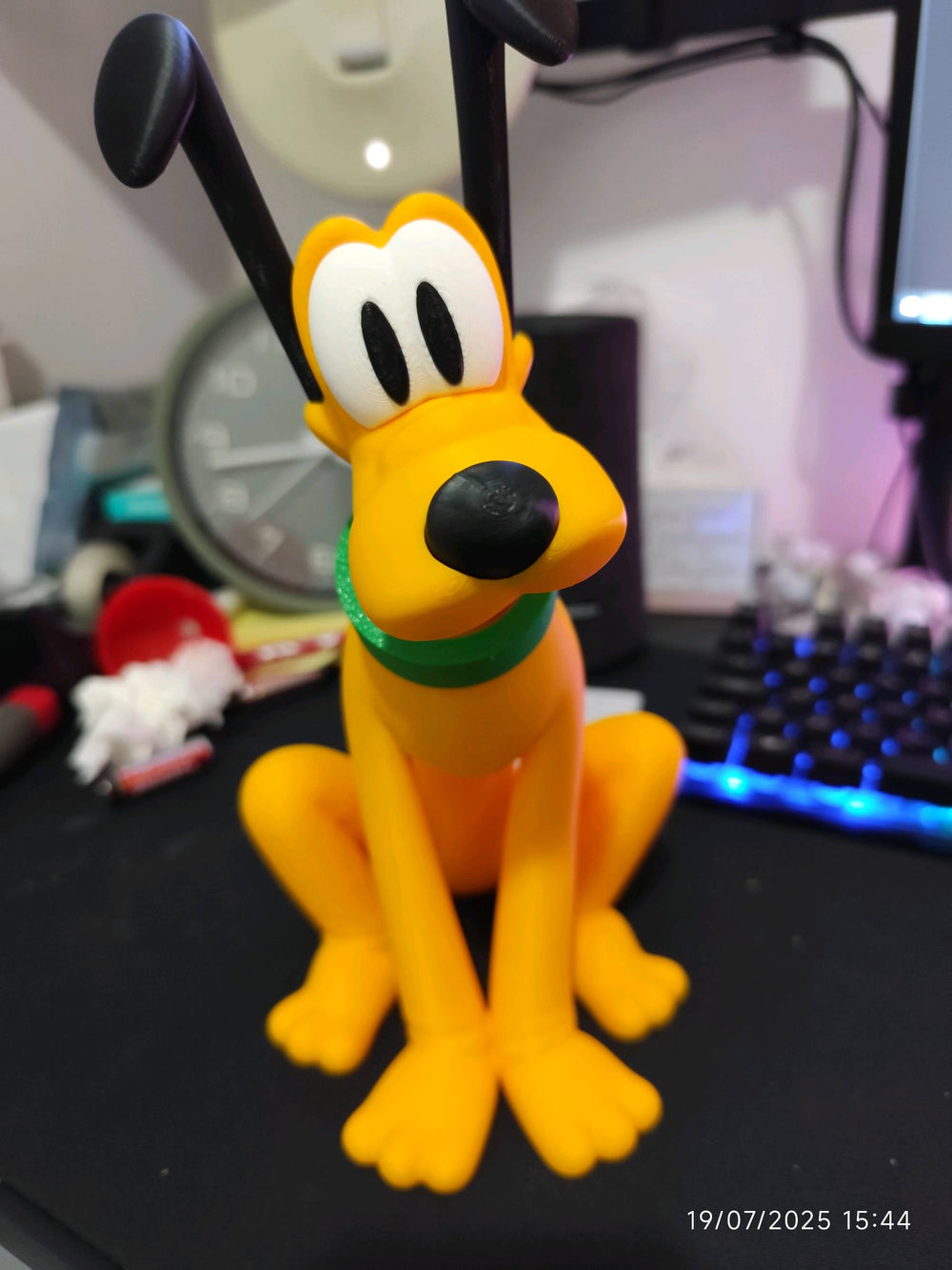 Pluto Figure – Classic Disney