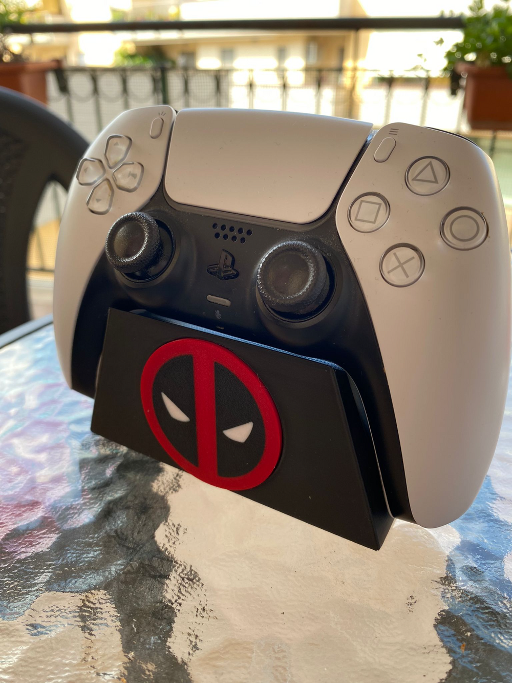 Deadpool Controller Stand