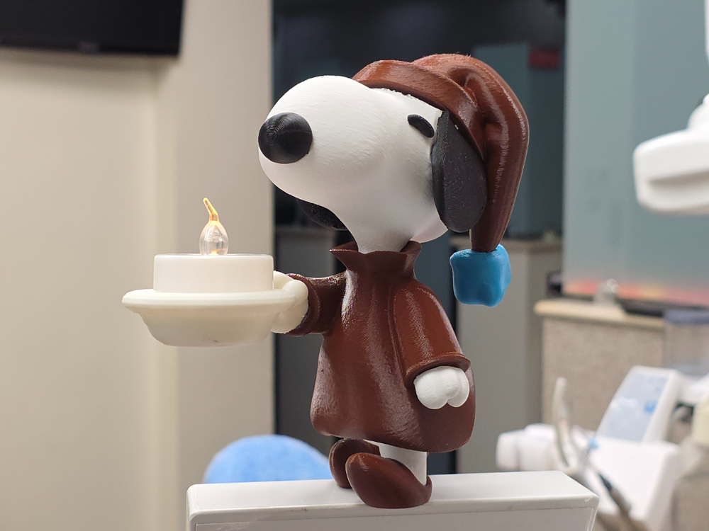 Snoopy Nighttime Tealight Holder