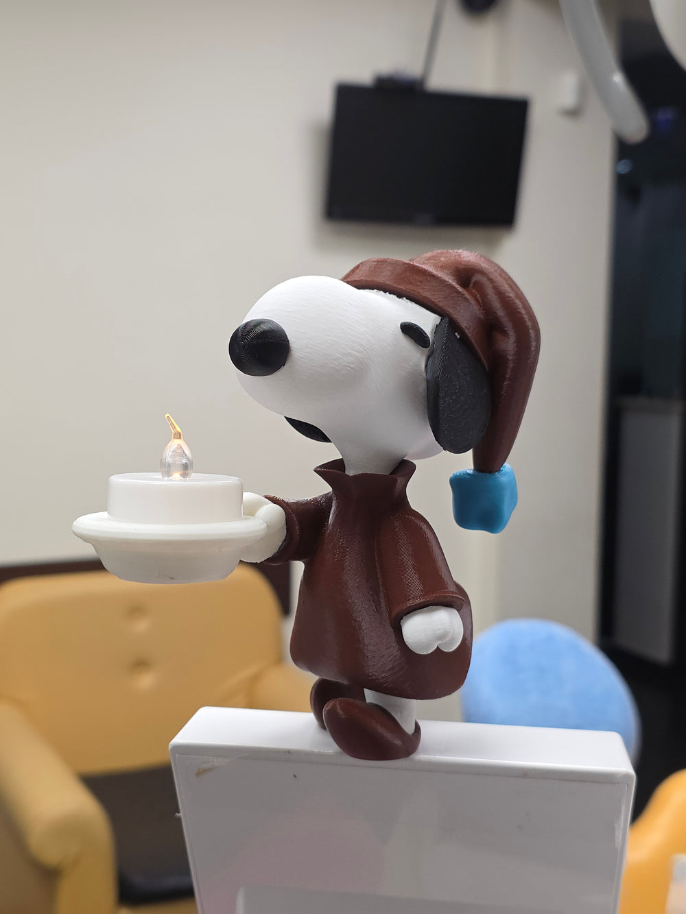 Snoopy Nighttime Tealight Holder
