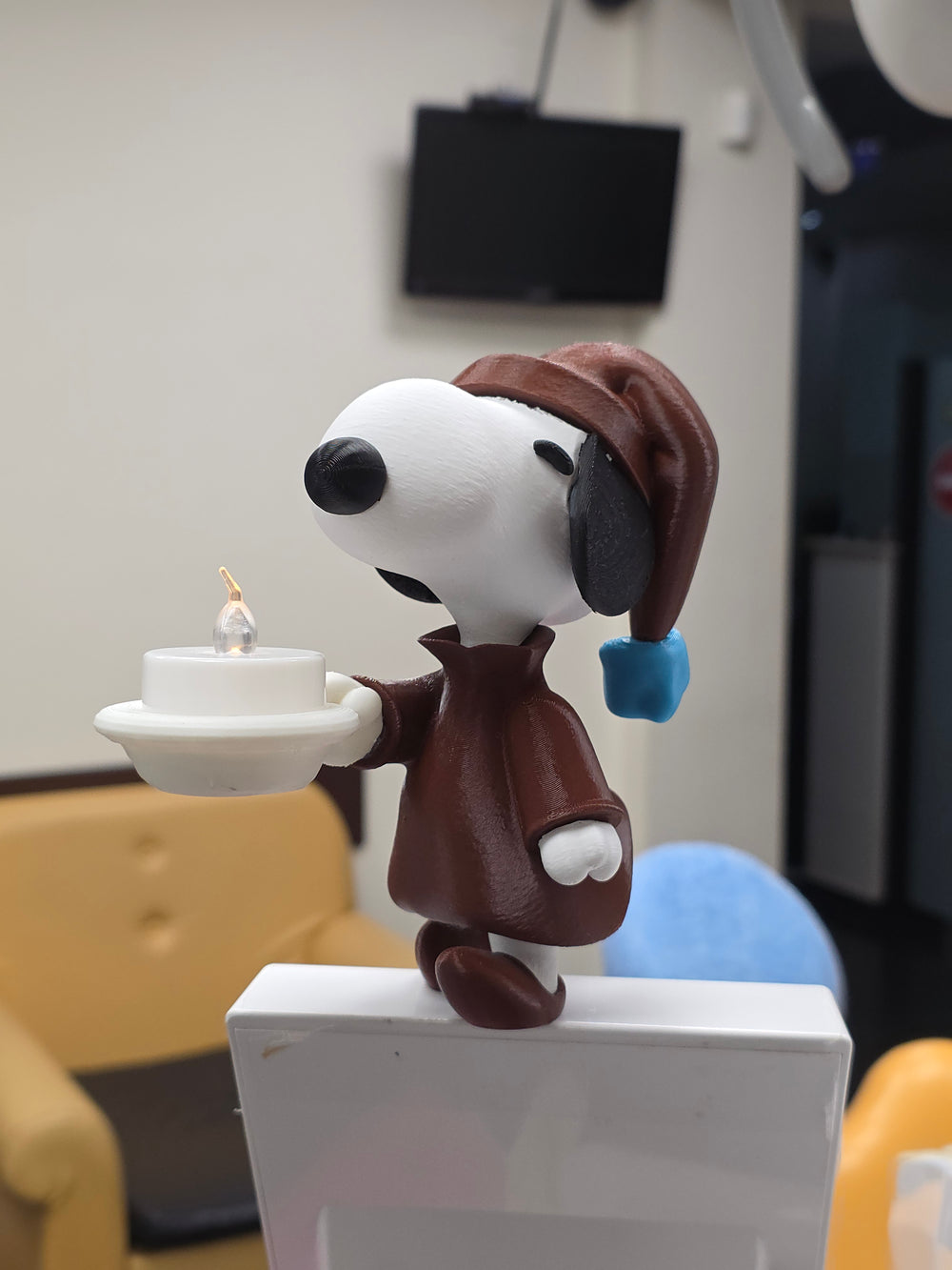 Snoopy Nighttime Tealight Holder