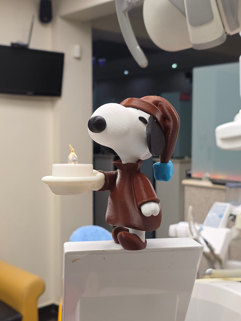 Snoopy Nighttime Tealight Holder