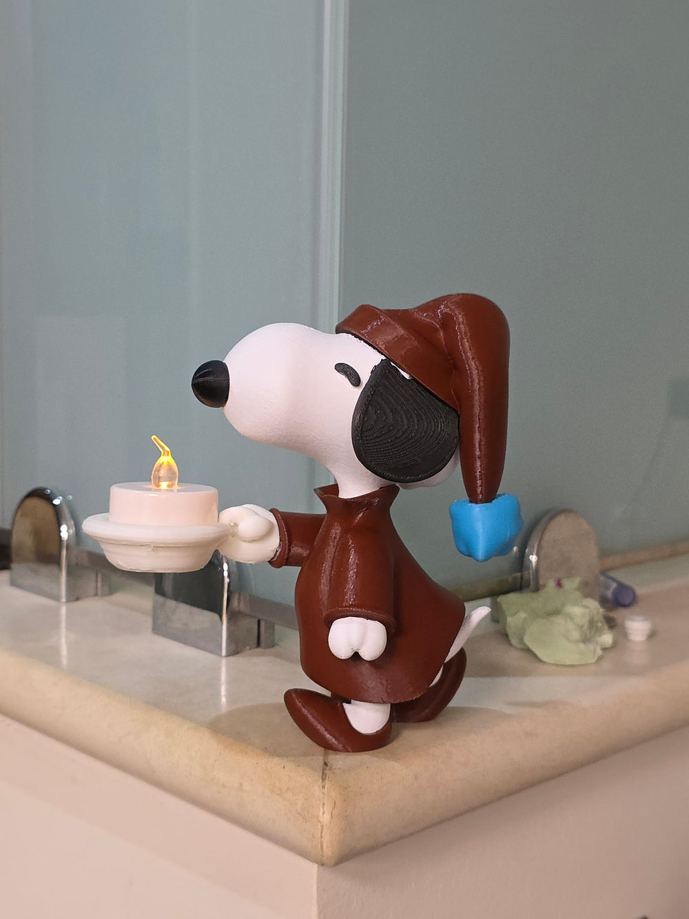 Snoopy Nighttime Tealight Holder