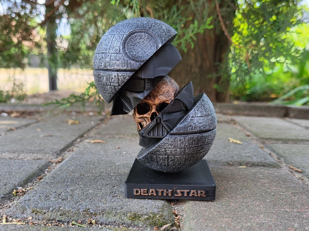 Death Star Darth Vader Skull Display