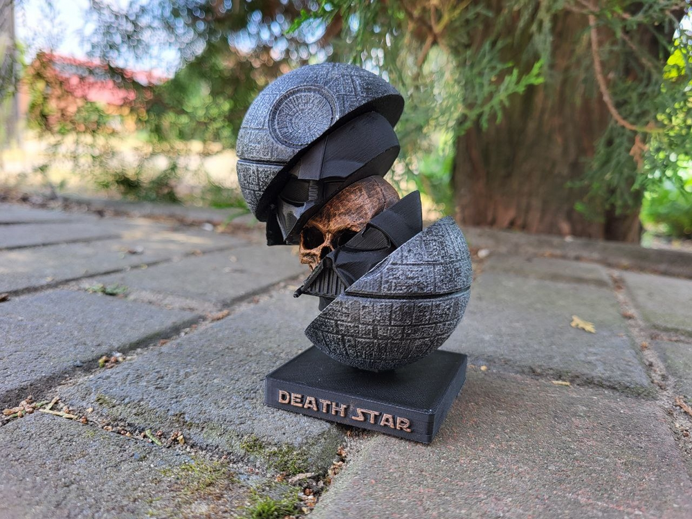 Death Star Darth Vader Skull Display